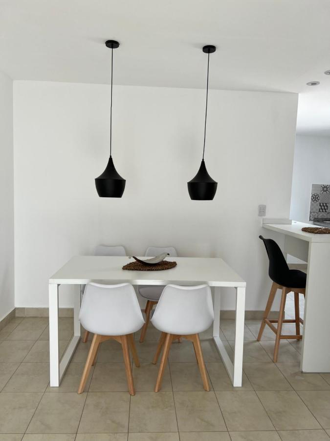 Cbmona Suites Виля Мерседес Екстериор снимка